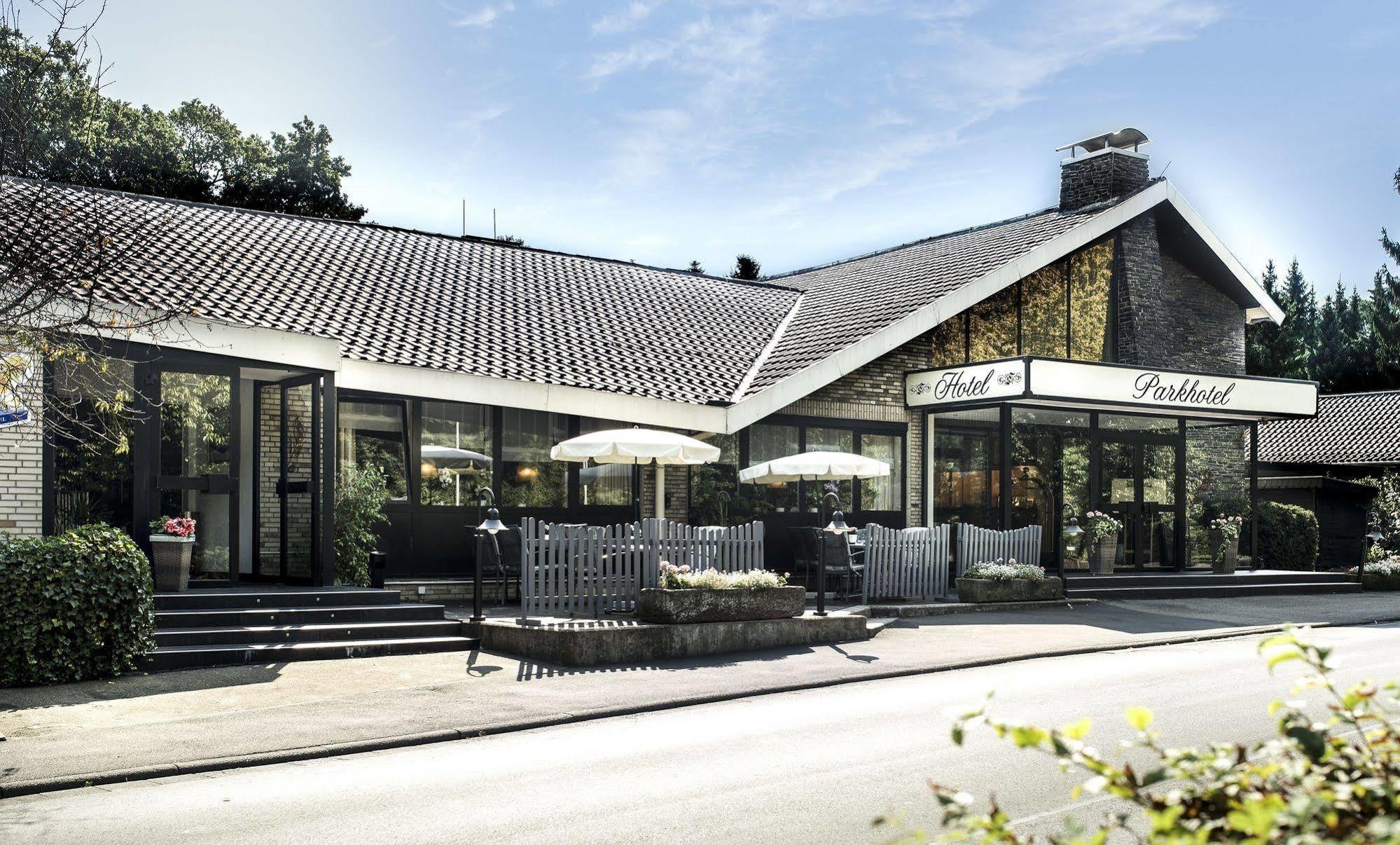 Parkhotel Stadtallendorf Exterior photo
